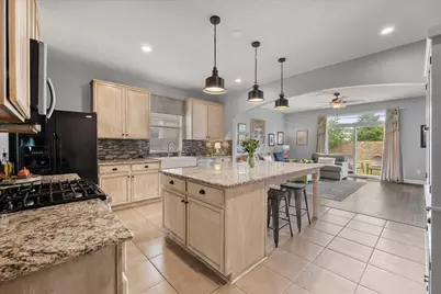 710 Fannin Lane, Mansfield, TX 76063 - Photo 6