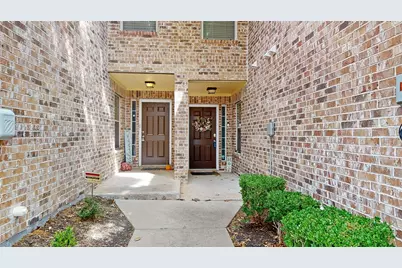 9866 Wake Bridge Drive, Frisco, TX 75035 - Photo 2