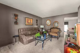 327 E Center St, Duncanville, TX 75116 - Photo 6
