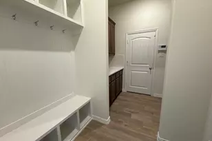 132 Oak Grv Wy, Springtown, TX 76082 - Photo 6