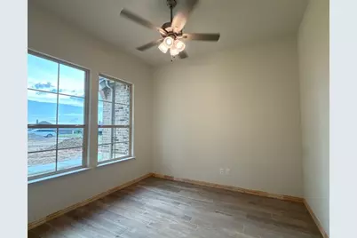 132 Oak Grove Way, Springtown, TX 76082 - Photo 6