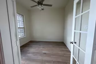 132 Oak Grv Wy, Springtown, TX 76082 - Photo 4