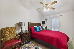1405 5th St, Granbury, TX 76048 - Photo 22