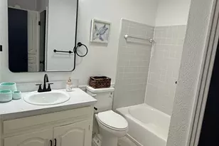 9701 Limestone Dr, Dallas, TX 75217 - Photo 6