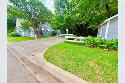 725 Bolivar Street, Denton, TX 76201 - Photo 30