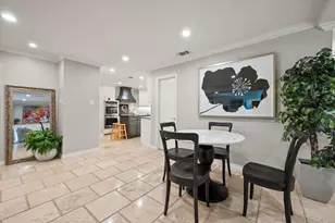 907 Loch Lomond Dr, Arlington, TX 76012 - Photo 16