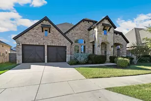 748 Fireside Dr, Little Elm, TX 76227 - Photo 2