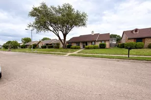 434 Timberbend Trail, Allen, TX 75002 - Photo 2