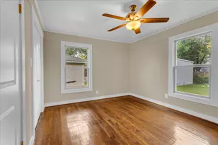 200 Victory St, Bonham, TX 75418 - Photo 16