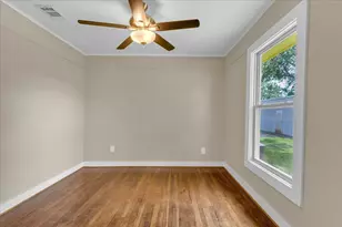 200 Victory St, Bonham, TX 75418 - Photo 10
