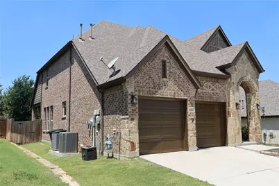 15421 Pioneer Bluff Trail, Fort Worth, TX 76262 - Photo 12