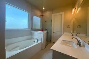 425 Texas Sage Trl, Weatherford, TX 76082 - Photo 6