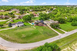 203 W Lake Dr, Weatherford, TX 76087 - Photo 36