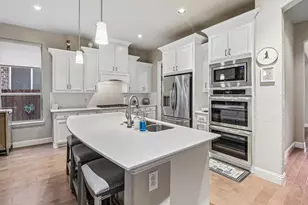 7104 Chelsea Dr, North Richland Hills, TX 76180 - Photo 6