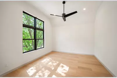 4235 Somerville Avenue, Dallas, TX 75206 - Photo 32