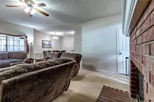 1601 Clearmeadow Dr, Allen, TX 75002 - Photo 8