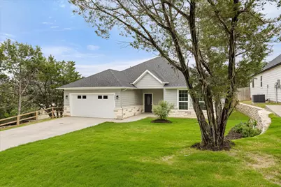 2617 Creek Drive, Granbury, TX 76048 - Photo 2