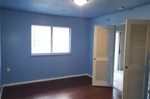 3320 Green Ridge St, Fort Worth, TX 76133 - Photo 8