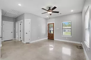 738 E Sears St, Denison, TX 75021 - Photo 6