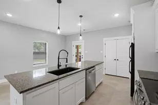 738 E Sears St, Denison, TX 75021 - Photo 14