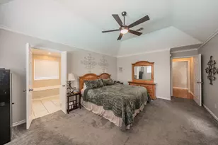 2720 Cedar Springs Ct, Bedford, TX 76021 - Photo 20