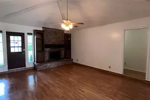 6325 Lavano Dr, Edgecliff Village, TX 76134 - Photo 4