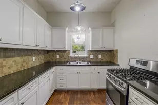 607 Williams St, Waxahachie, TX 75165 - Photo 8