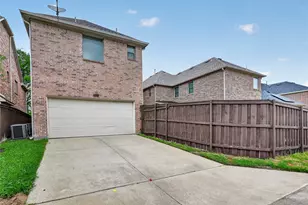 1468 Bristol Ln, Lewisville, TX 75077 - Photo 26
