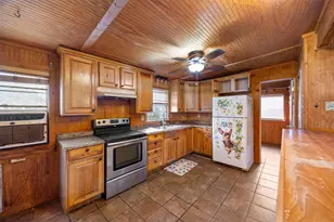 237 Linda Lee Crossing, Whitney, TX 76692 - Photo 8