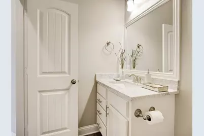 2700 Gladstone Drive, Dallas, TX 75211 - Photo 26
