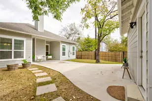 2700 Gladstone Dr, Dallas, TX 75211 - Photo 32
