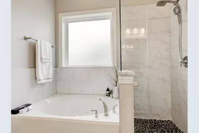2700 Gladstone Drive, Dallas, TX 75211 - Photo 22