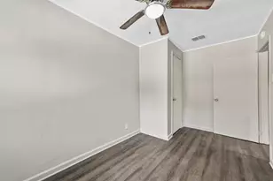 2717 Townsend Dr, Fort Worth, TX 76110 - Photo 18