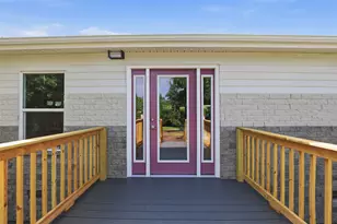 211 E Bay Dr, Bridgeport, TX 76426 - Photo 6