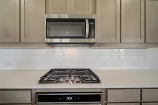 1424 Avondale Ct, Celina, TX 75009 - Photo 10