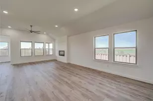 1424 Avondale Ct, Celina, TX 75009 - Photo 6