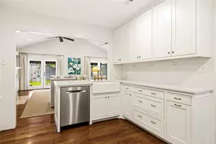 8115 Chadbourne Rd, Dallas, TX 75209 - Photo 16