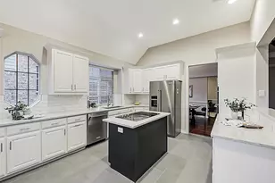 800 Coralberry Dr, McKinney, TX 75072 - Photo 8