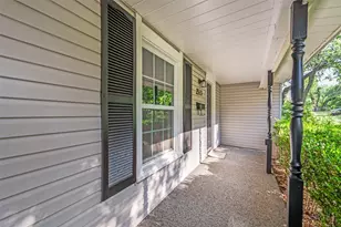 2513 Janice Ln, Fort Worth, TX 76112 - Photo 8