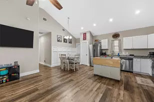 106 Moore St, Itasca, TX 76055 - Photo 6
