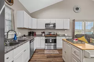 106 Moore St, Itasca, TX 76055 - Photo 8