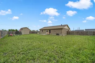 106 Moore St, Itasca, TX 76055 - Photo 24