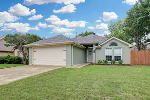 444 Woodridge Dr, Keller, TX 76248 - Photo 2