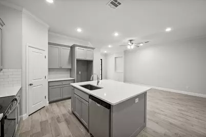 2354 Spring Park Boulevard, Arlington, TX 76016 - Photo 14