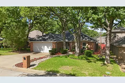 6020 Paradise Drive, Arlington, TX 76001 - Photo 1