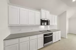1176 Oak Spring Dr, Burleson, TX 76028 - Photo 4