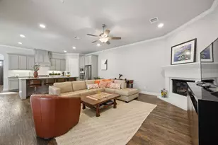 6936 Fairfield Ln, North Richland Hills, TX 76182 - Photo 8