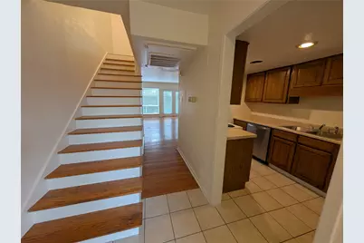 5730 Martel Avenue #115, Dallas, TX 75206 - Photo 2