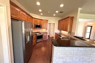 1128 Heatherwood, Hewitt, TX 76643 - Photo 12