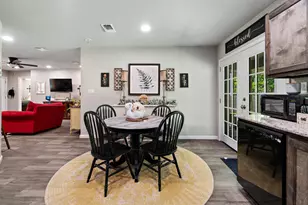 240 Elizabeth Ln, Blossom, TX 75416 - Photo 6